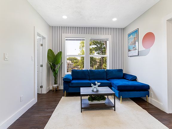 2nd image of 13476 Clifton Blvd #106