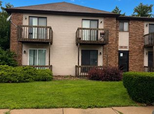 219 Clarinet Blvd E, Elkhart, IN 46516