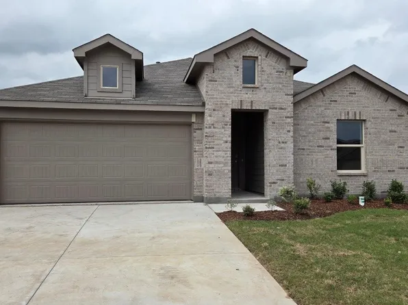 1008 Foxburg Dr, Fort Worth, TX 76131