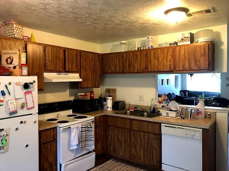 1121 University Oaks Blvd — Photo 5
