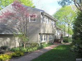 133 E Gramercy Pl, Glen Rock, NJ 07452