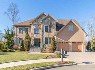 6 Stella Way, Stoneham, MA 02180