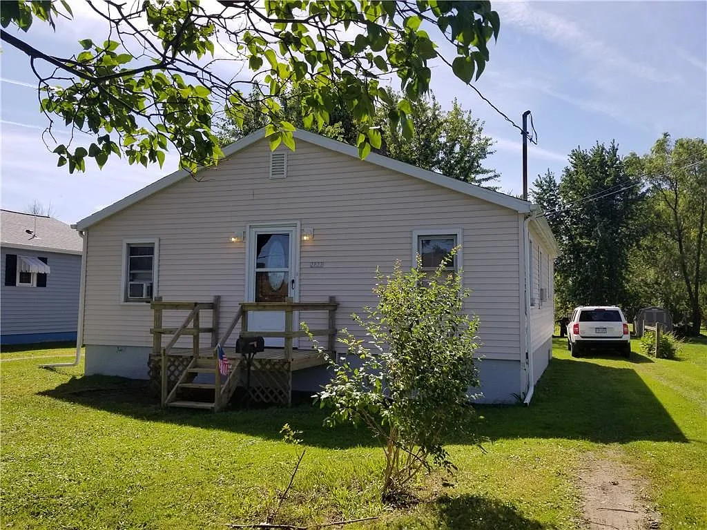 2822 Zuck Rd photo 1
