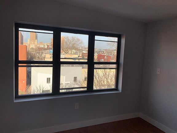 5th image of 4508-10 Walnut St #403