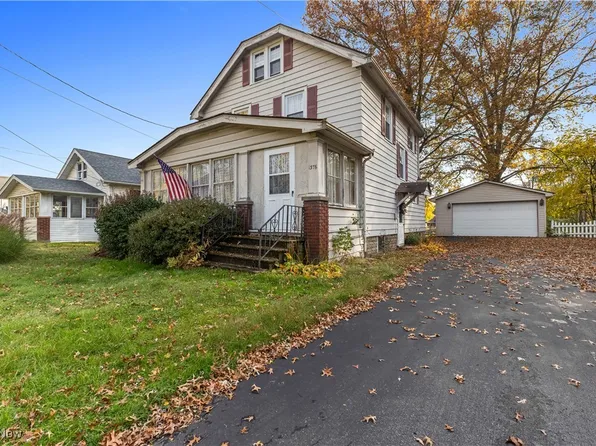 1378 Orchard Ct, Mineral Ridge, OH 44440