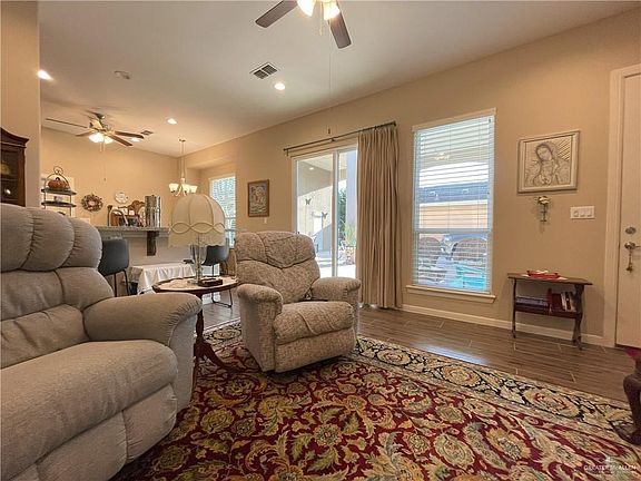 5th image of 3706 Heron Way