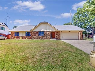 4004 S Maple Ave, Broken Arrow, OK 74011