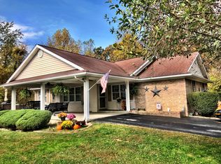 117 Ridge Rd, Fayetteville, WV 25840