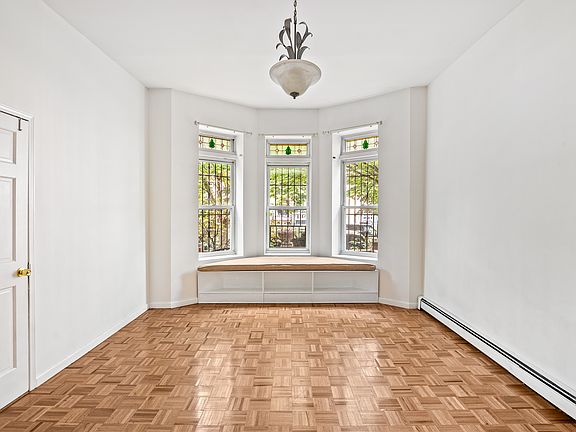 3rd image of 200 Sterling St #1
