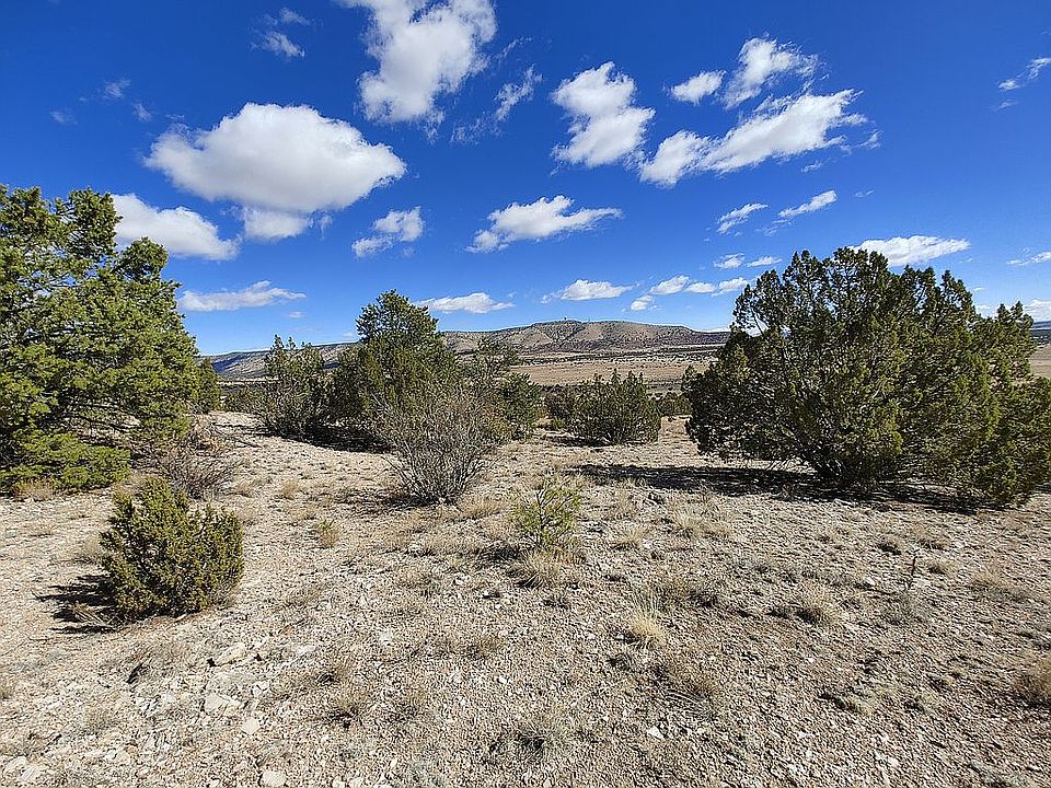 1st image of 54670 N Paintbrush Ln