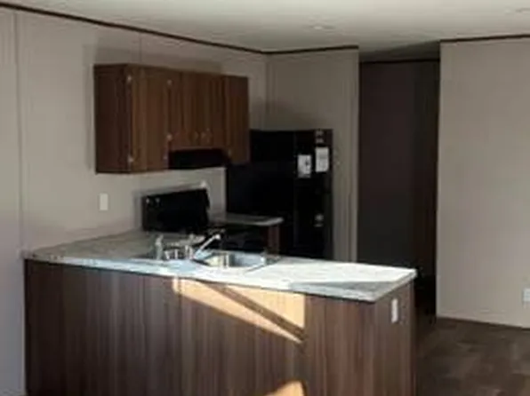 75 Lyons Ln, Tarboro, NC 27886