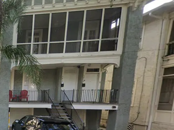 7812 Saint Charles Ave, New Orleans, LA 70118