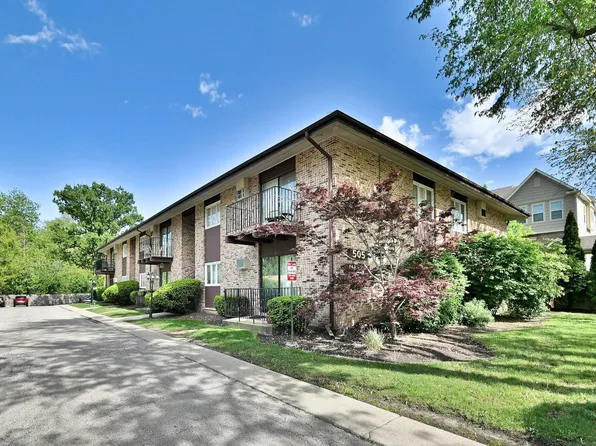 505 N Kenilworth Ave #3, Glen Ellyn, IL 60137