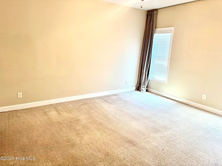 2301 Sweet Bay Dr #B — Photo 6