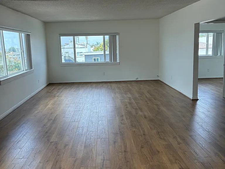 225 Avenida Granada #2 — Photo 12