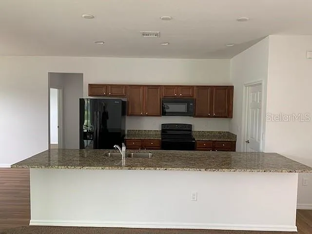 1455 Harbell St — Photo 12