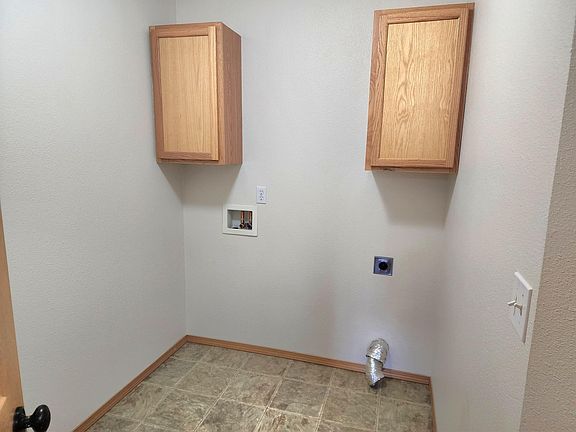 laundry room. (washer/dryer needed)