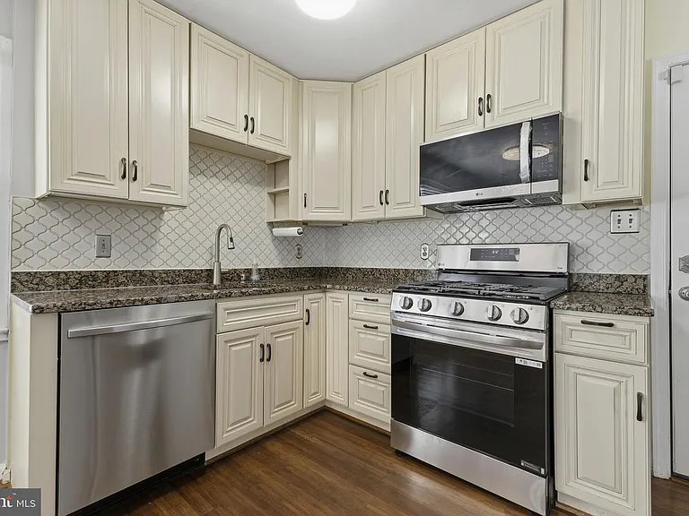 5412 Nutting Dr — Photo 7