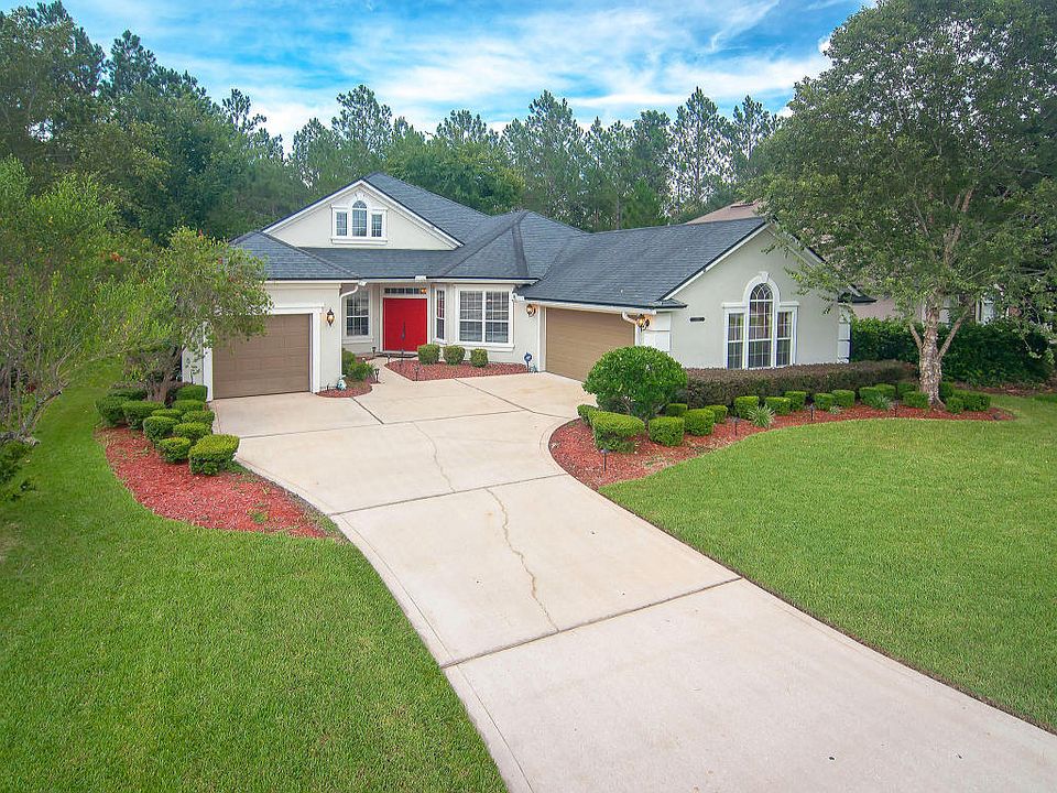 1st image of 1051 Green Pine Cir