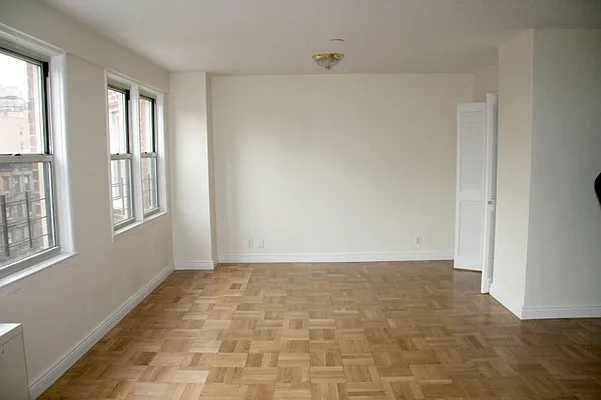 Rented by Michael K Namm Associates | media 3