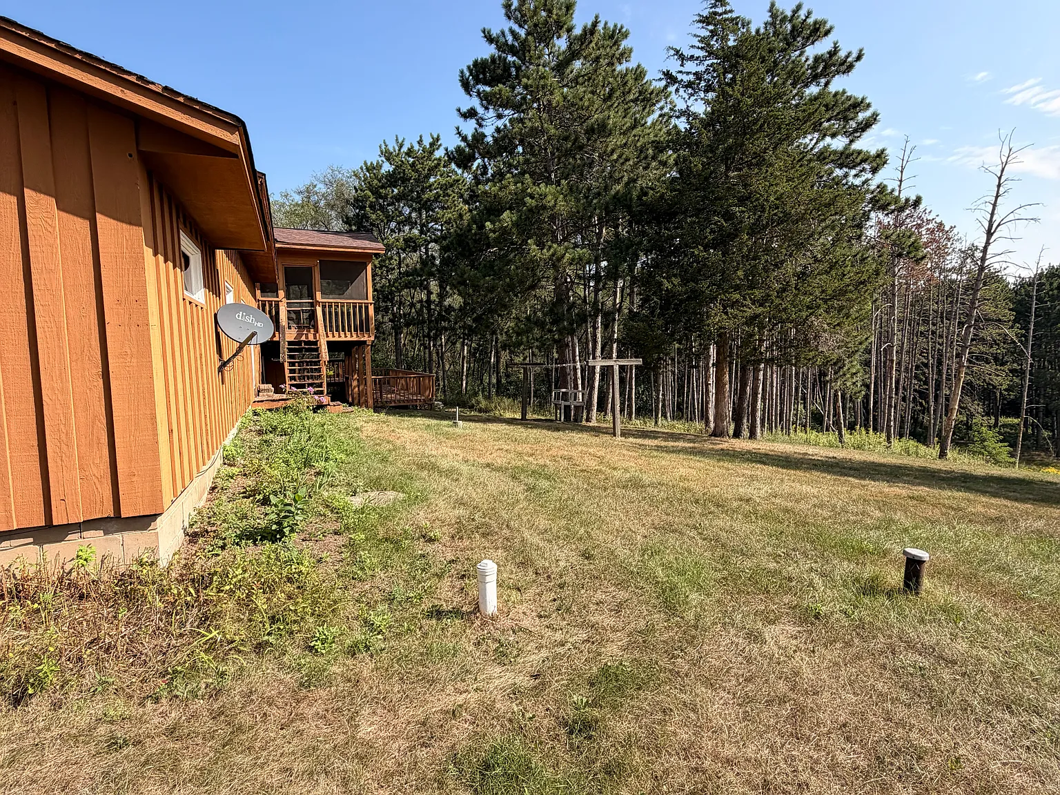 5 bed, 2089 sqft, $3,200 — Photo 2