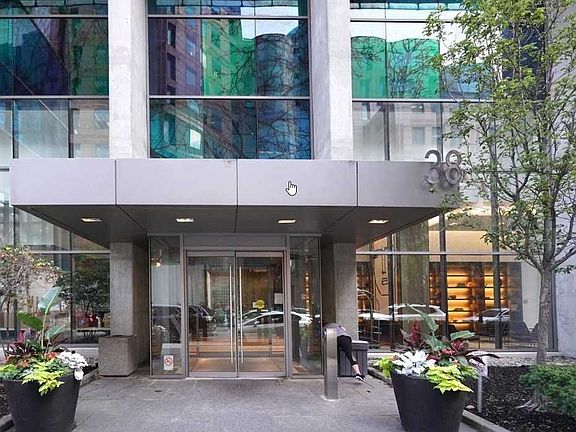 3rd image of 38 Grenville St #1910