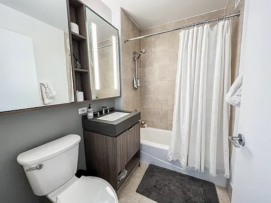 Rented by Compass | media 7