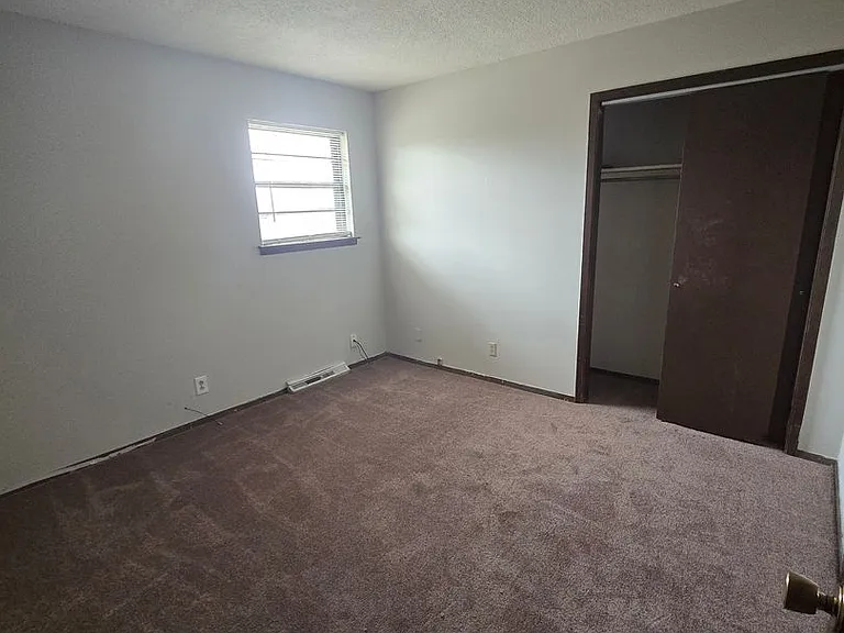 4300-4302 E Santa Barbara Dr #D — Photo 6