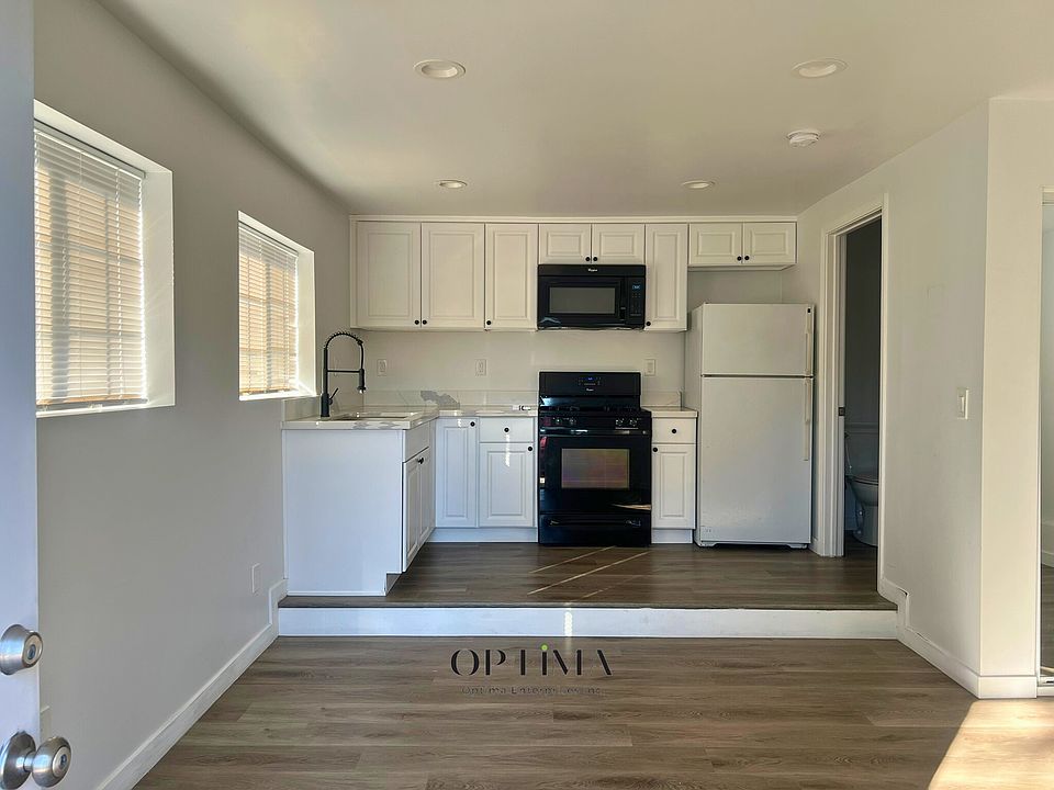1st image of 8400 Fullbright Ave #8411