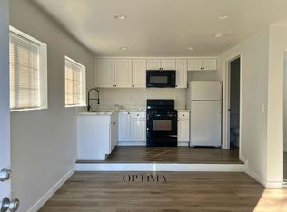 8400 Fullbright Ave #8411, Winnetka, CA 91306