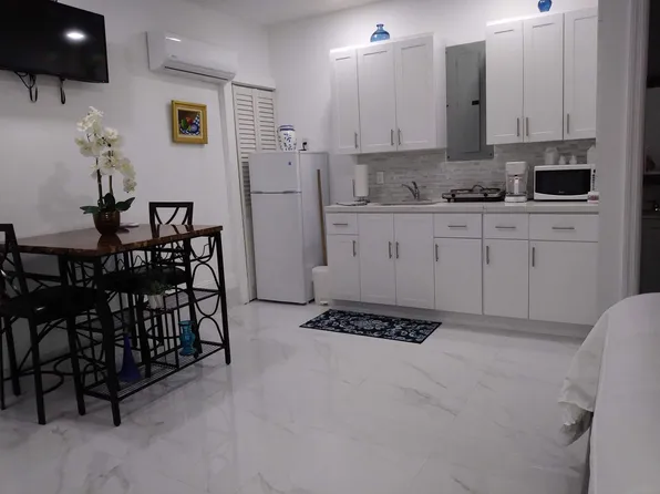 (undisclosed Address), Miami, FL 33177