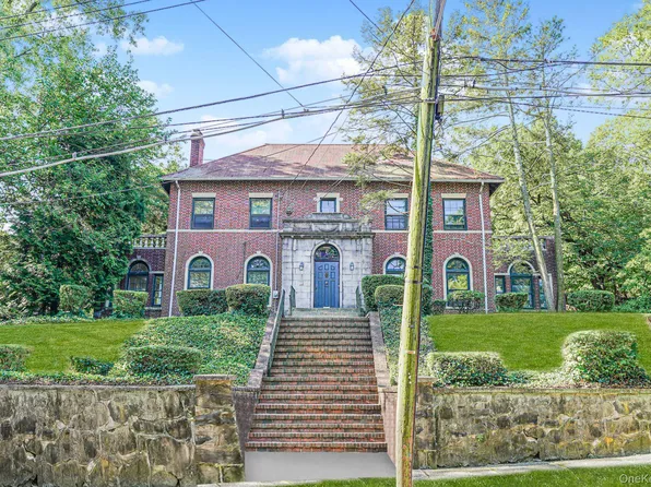 12 Silver Lake Road, Staten Island, NY 10301