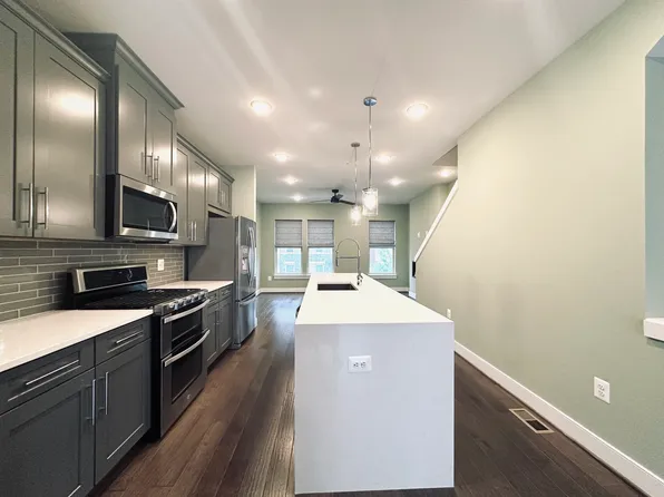 1009 Rockwell Ave, Gaithersburg, MD 20878