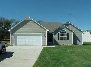 207 Turkey Run Dr, Bowling Green, KY 42101