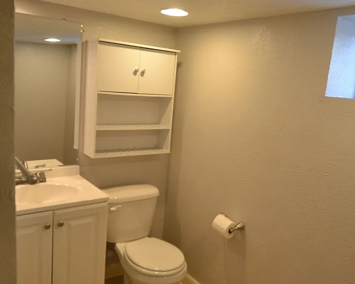 821 N Walnut St — Photo 20