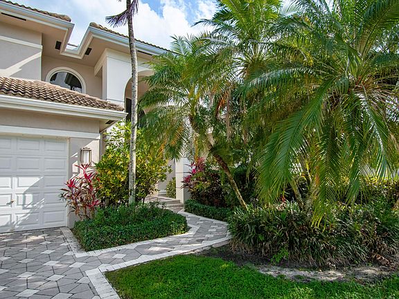 3rd image of 7991 Tennyson Court