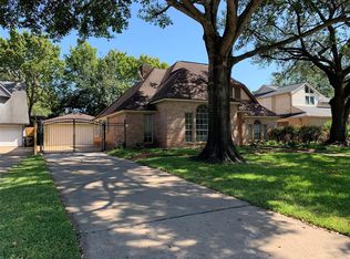 6750 W Greens Rd, Houston, TX 77066