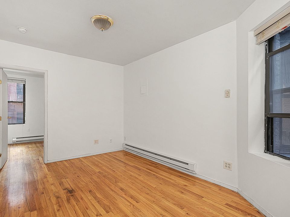 2nd image of 336 W 49th St APT 3FE