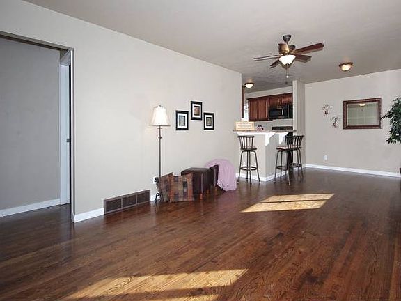 Living Room/Dining Room