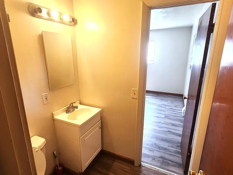 3365 Valleston Pkwy — Photo 9