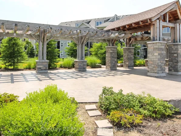 7 Anchorage Cres #108, Collingwood, ON L9Y 0Y6