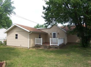 9 E Sunnydale Dr, Huntington, IN 46750