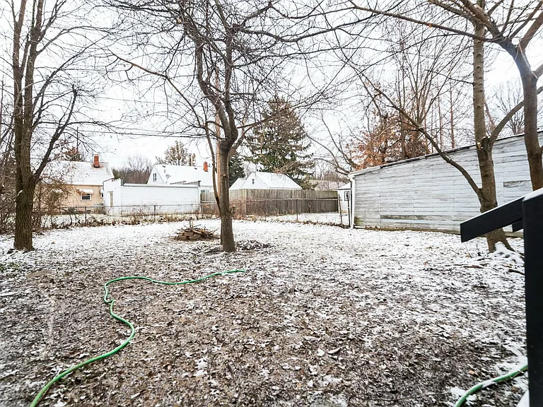 2513 Greenvale Rd — Photo 29