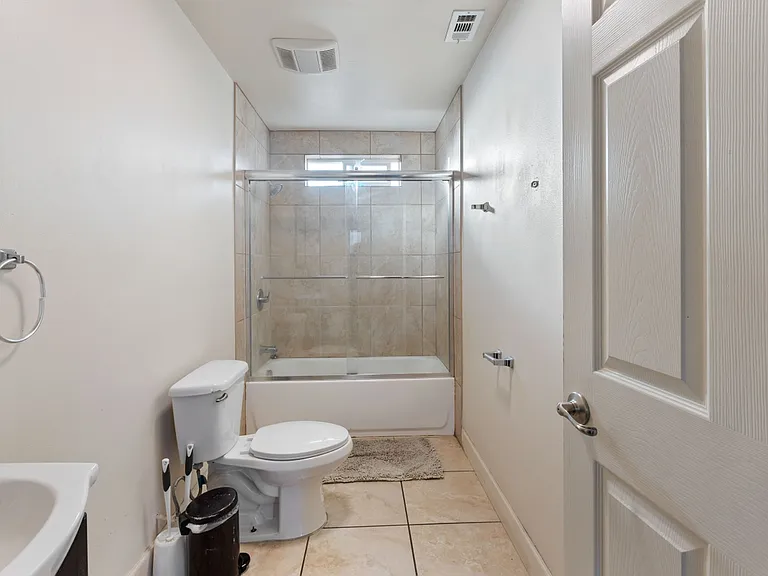 3478 W 71st St — Photo 14