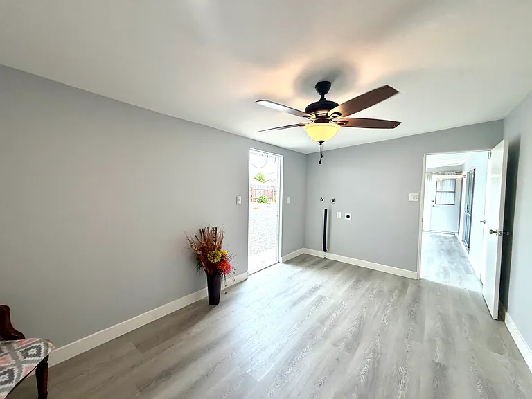 26090 Portrush Dr — Photo 30