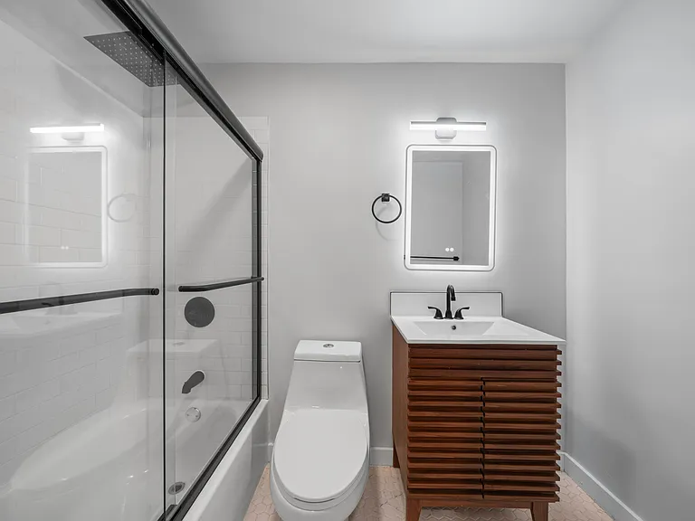 2486 Hughes Ave #6 — Photo 3