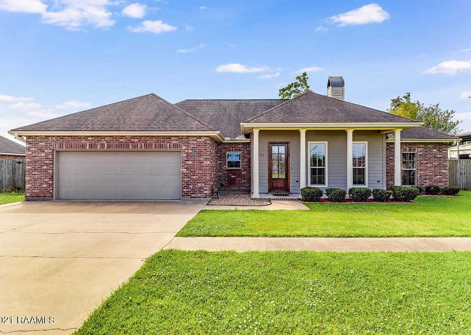 1st image of 732 S Belle Cir