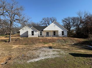 628 Ross Ln, Boyd, TX 76023