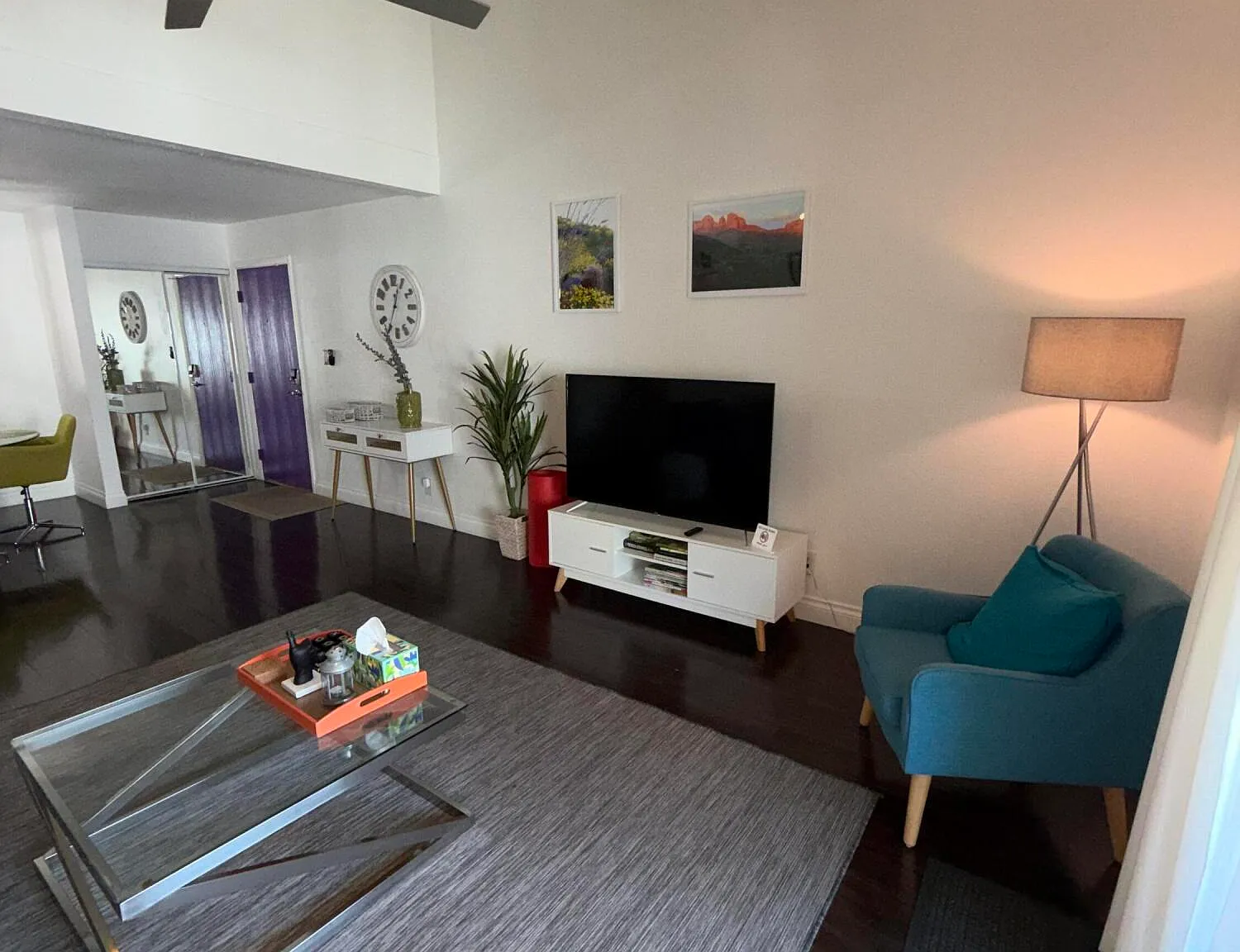 2 bed, 2.0 bath, 1044 sqft, $3,000 — Photo 2