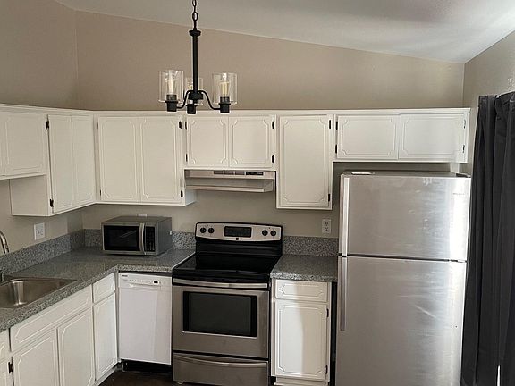 5th image of 4715 E Caballero St APT 1
